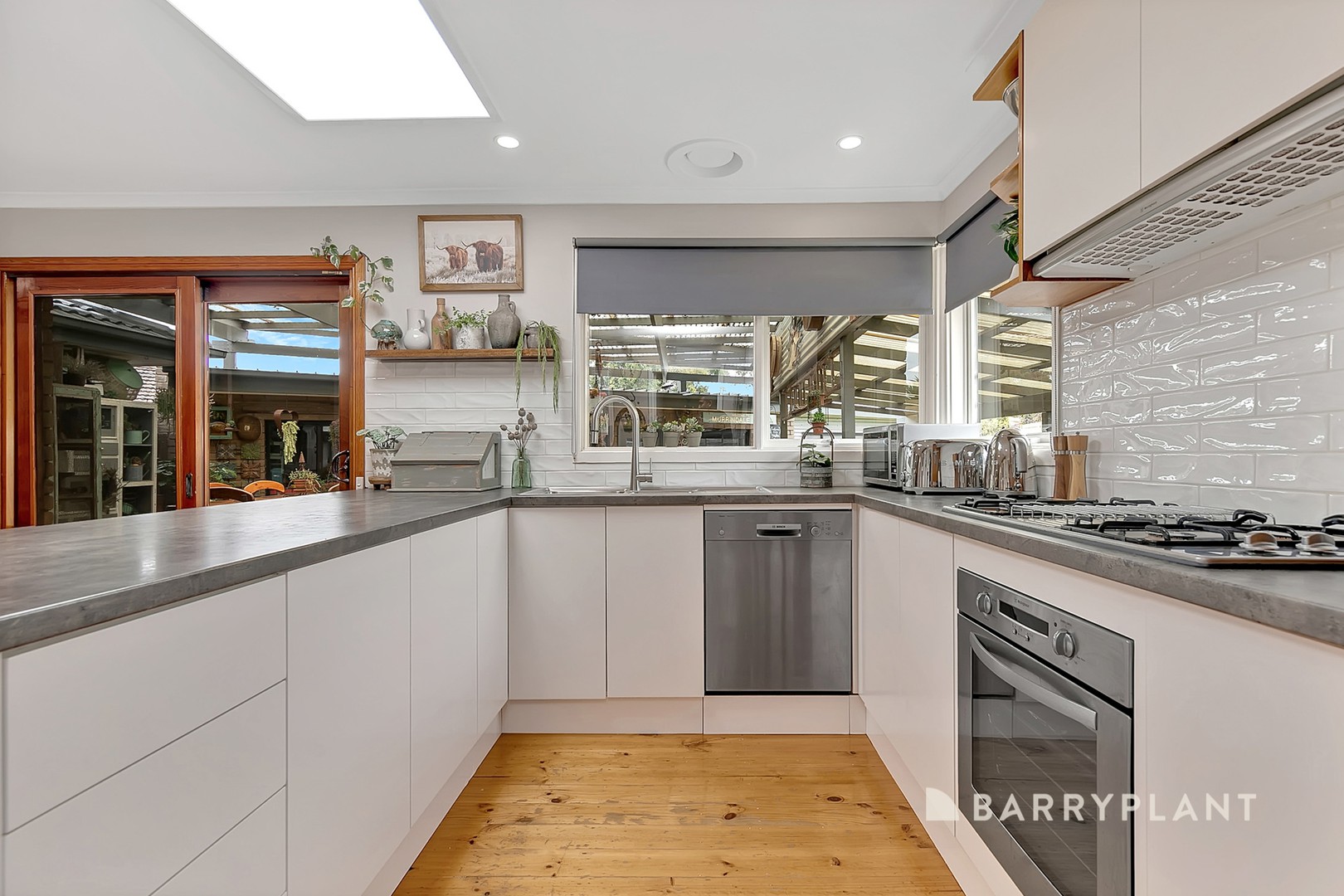 9 Gloaming Court, Mill Park, VIC 3082, Mill Park - Thumbnail 4