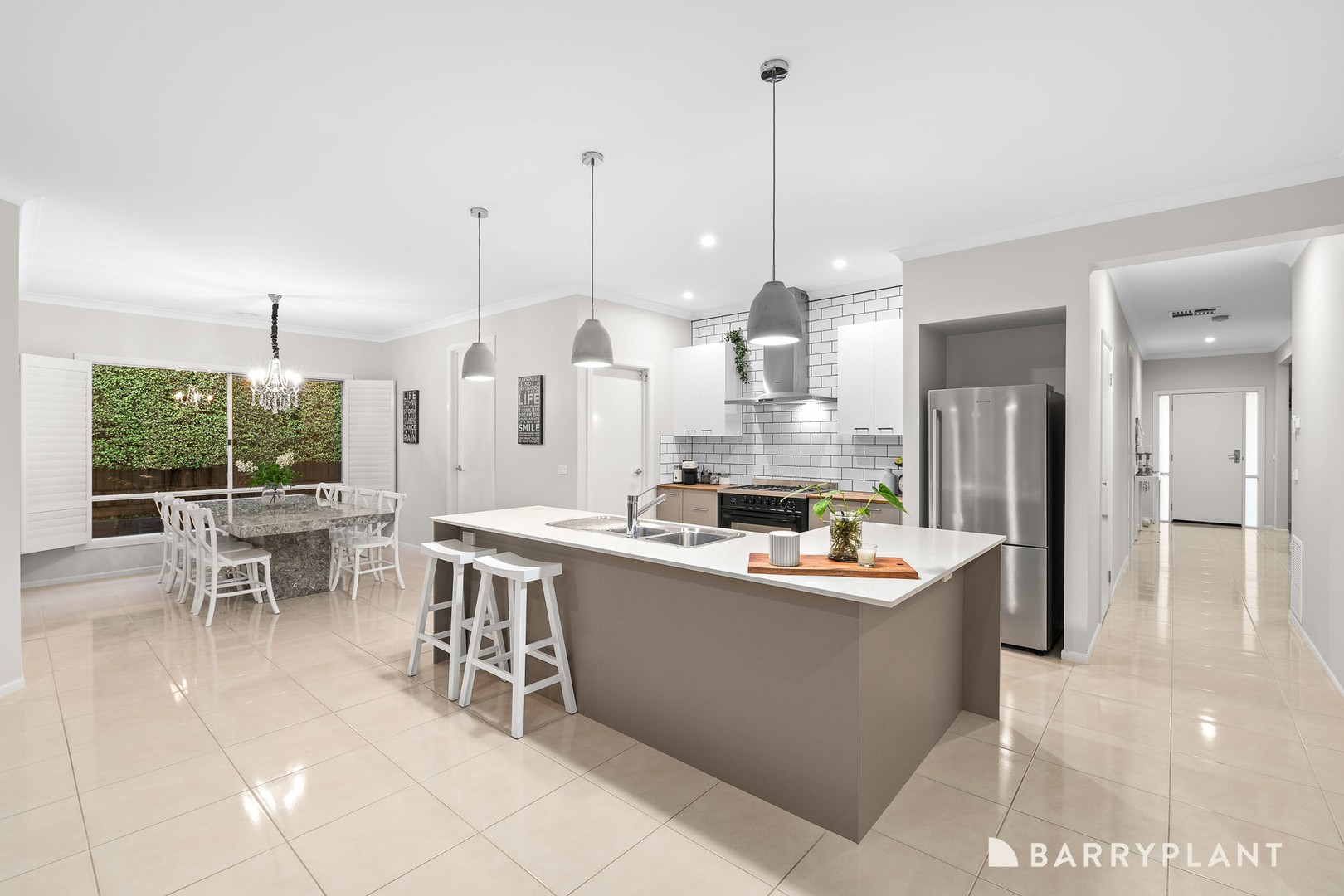 9 Grassland Crescent, Officer, VIC 3809, Officer - Thumbnail 2