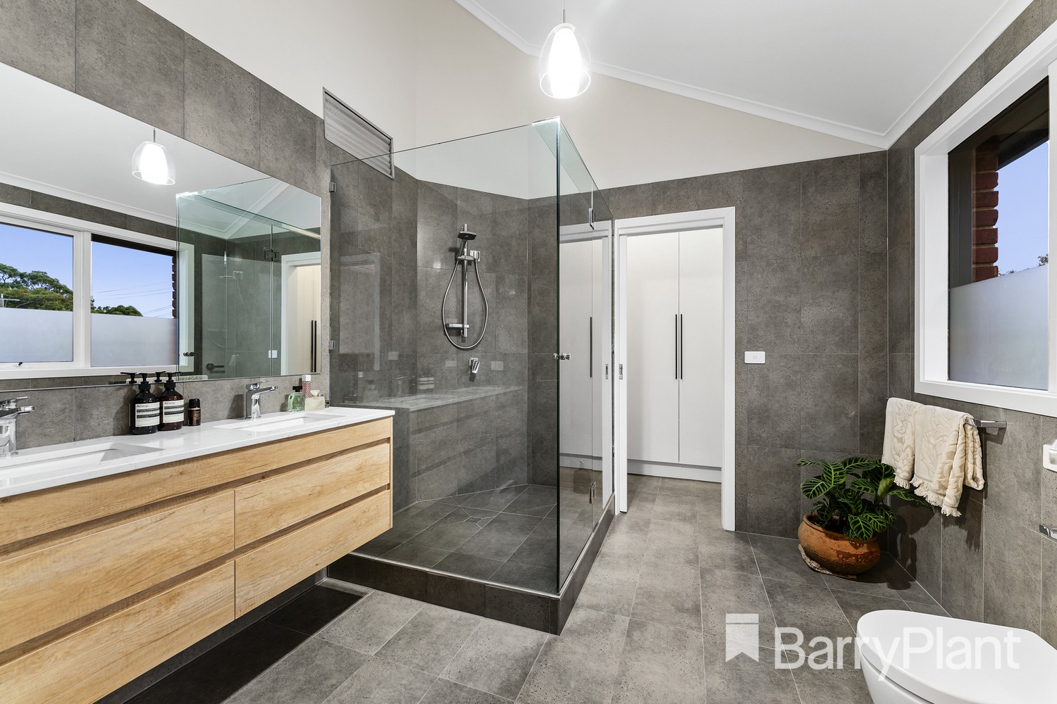 9 Greenhills Road, Bundoora, VIC 3083, Bundoora - Thumbnail 4