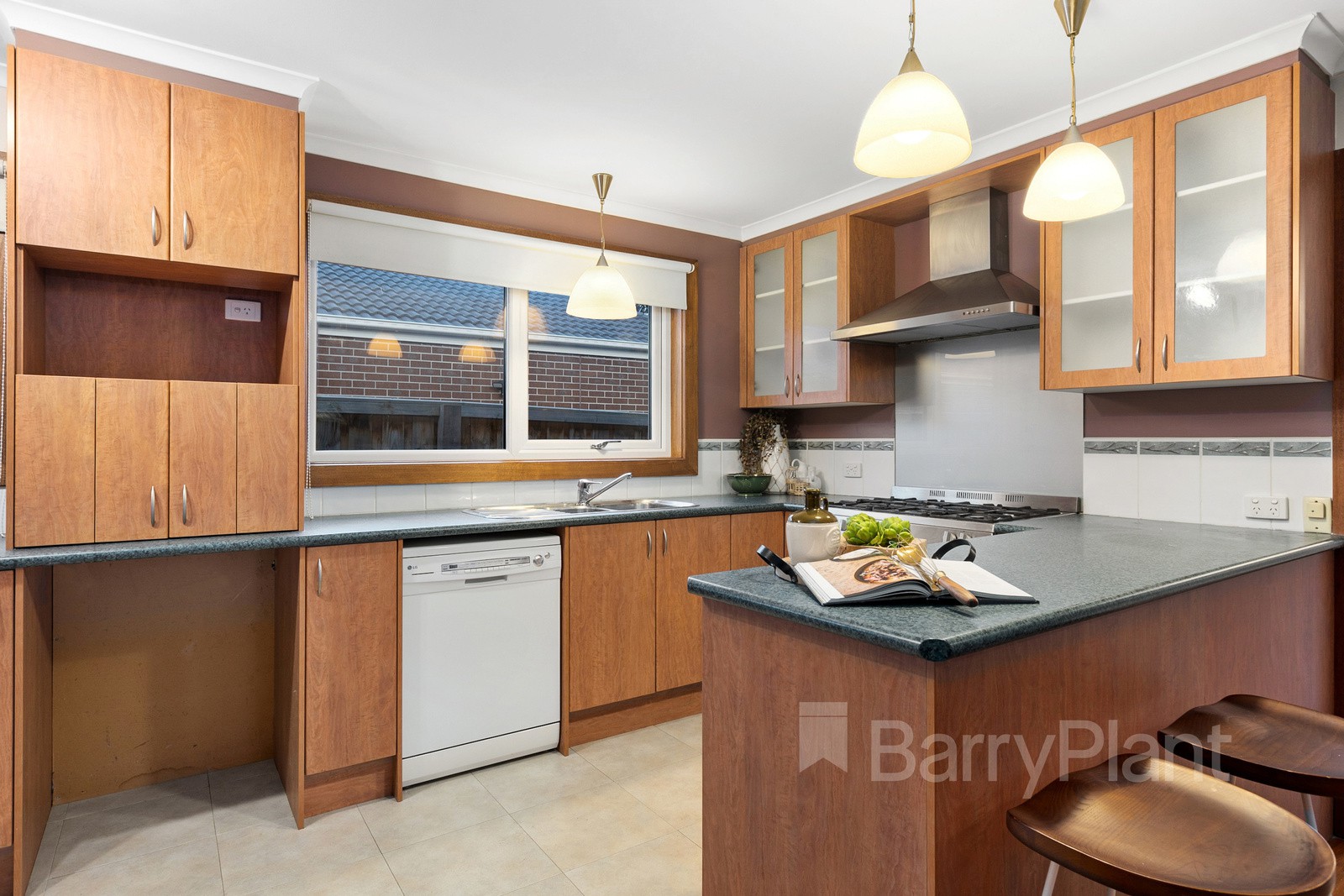 9 Greenock Crescent, Wantirna, VIC 3152, Wantirna - Thumbnail 3