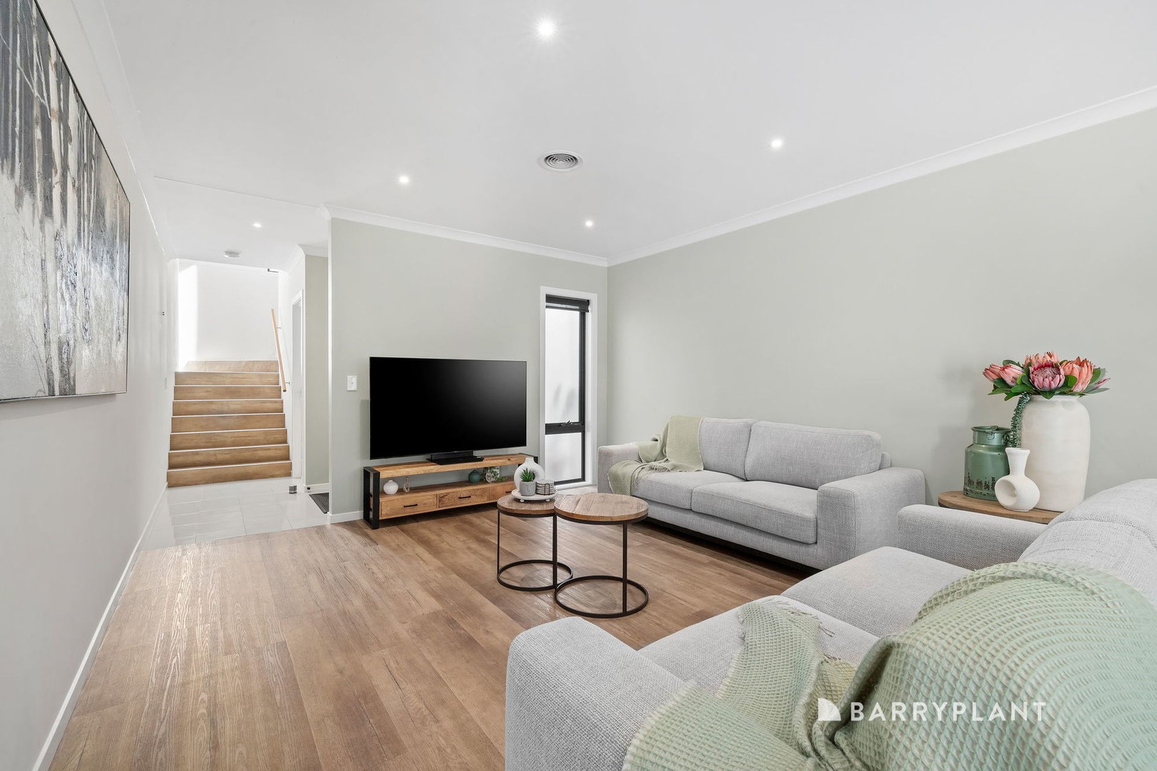 9 Greenwich Crescent, Bundoora, VIC 3083 - Thumbnail 2 - 29/04/2026