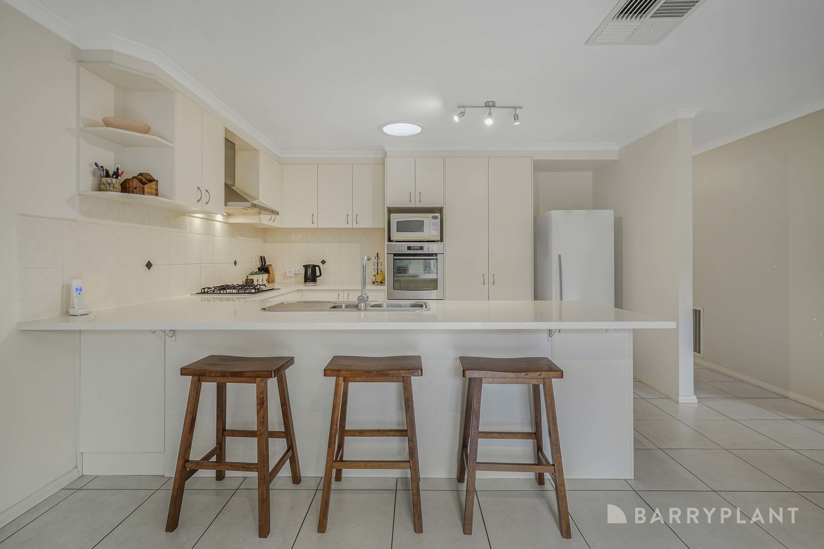 9 Grevillea Place, Pakenham, VIC 3810, Pakenham - Thumbnail 4