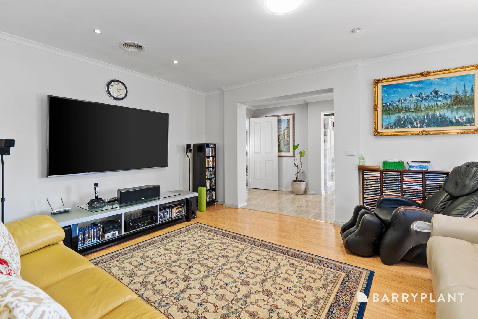 9 Hammersley Place, Caroline Springs, VIC 3023, Caroline Springs - Thumbnail 3