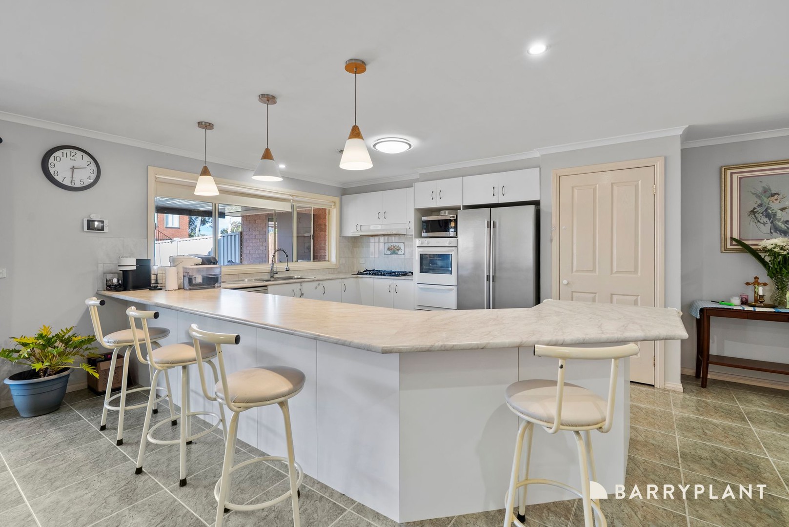 9 Hammersley Place, Caroline Springs, VIC 3023, Caroline Springs - Thumbnail 8