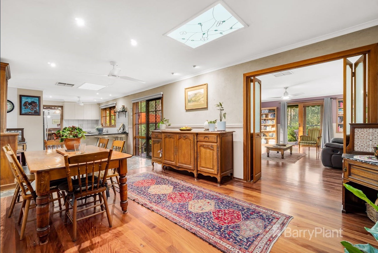 9 Harman Close, Doncaster East, VIC 3109 - Thumbnail 2 - 10/03/2026