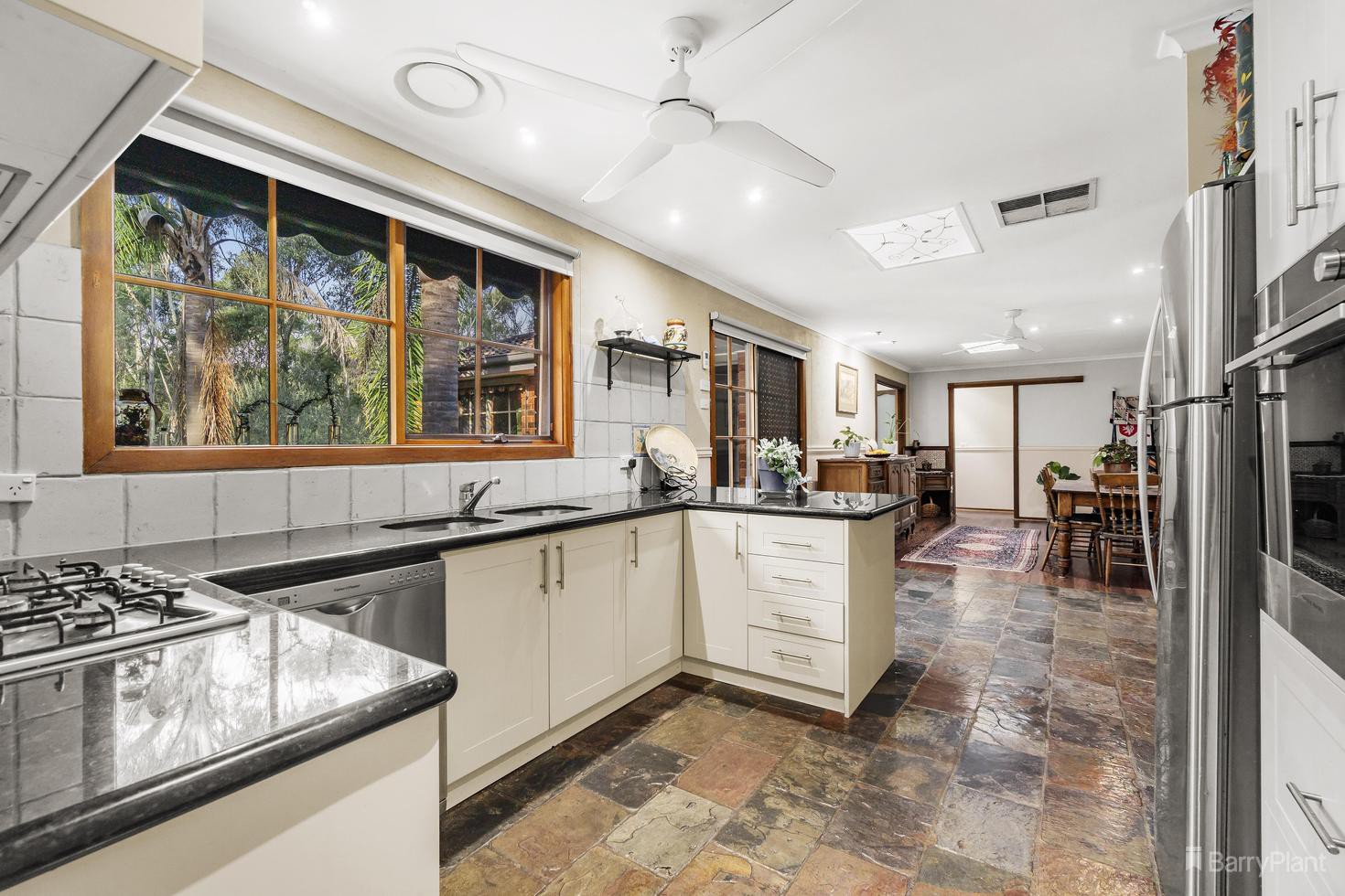 9 Harman Close, Doncaster East, VIC 3109, Doncaster East - Thumbnail 5