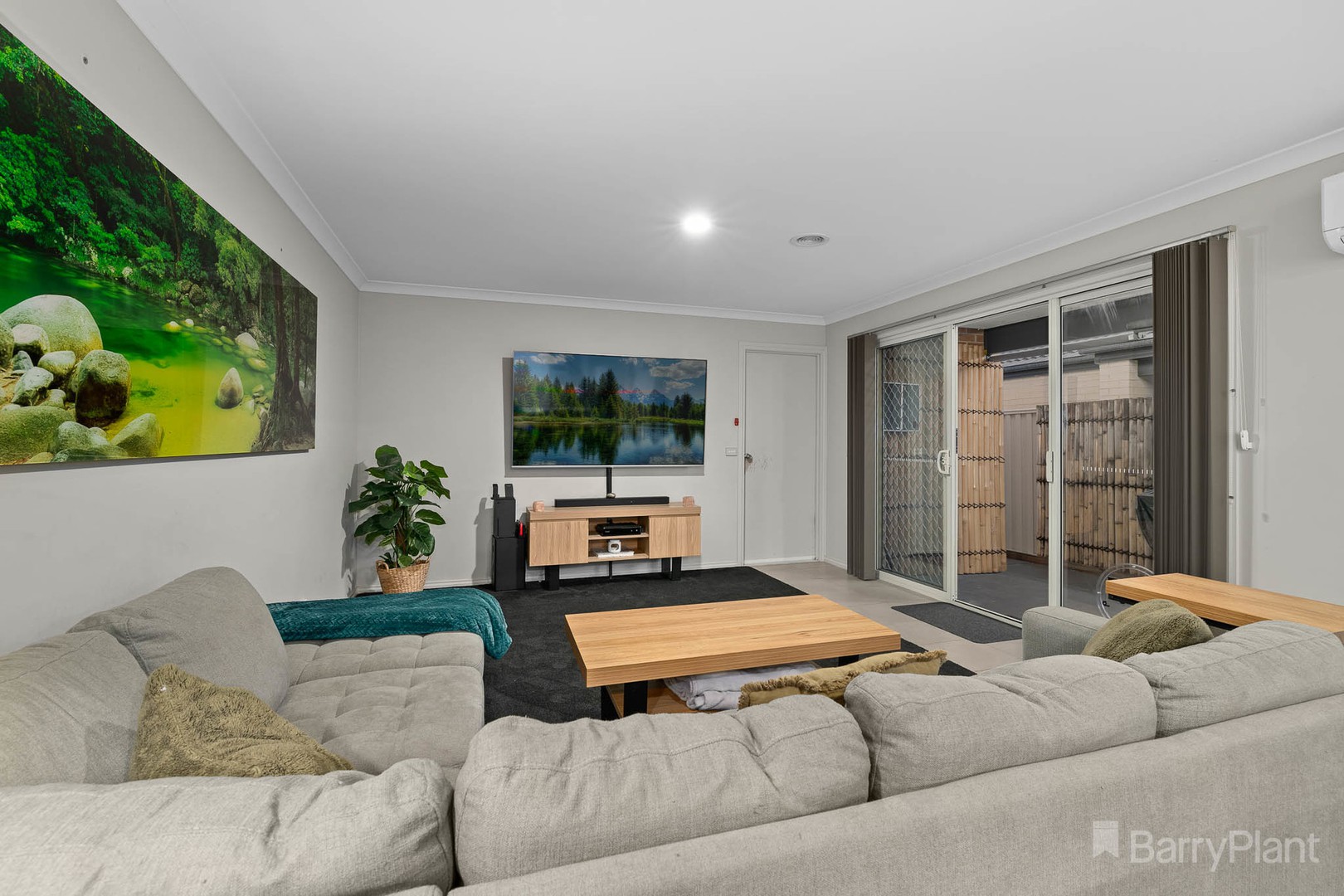 9 Harrison Way, Pakenham, VIC 3810, Pakenham - Thumbnail 8