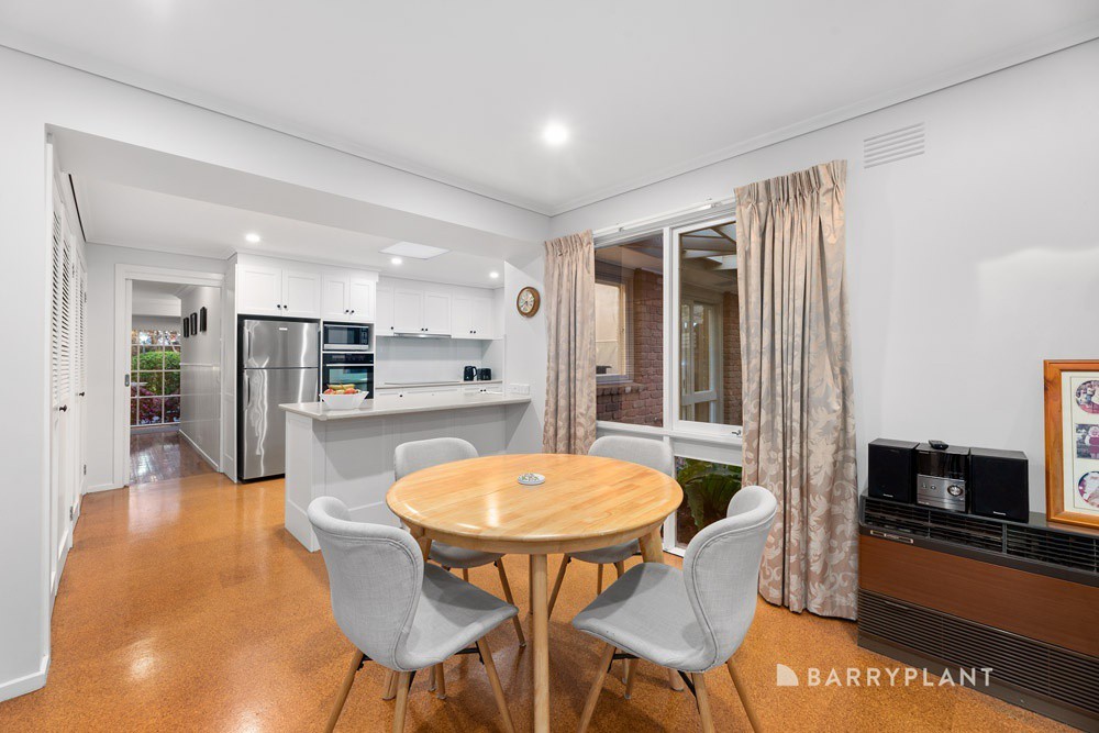 9 Harrow Gardens, Wantirna, VIC 3152, Wantirna - Thumbnail 4