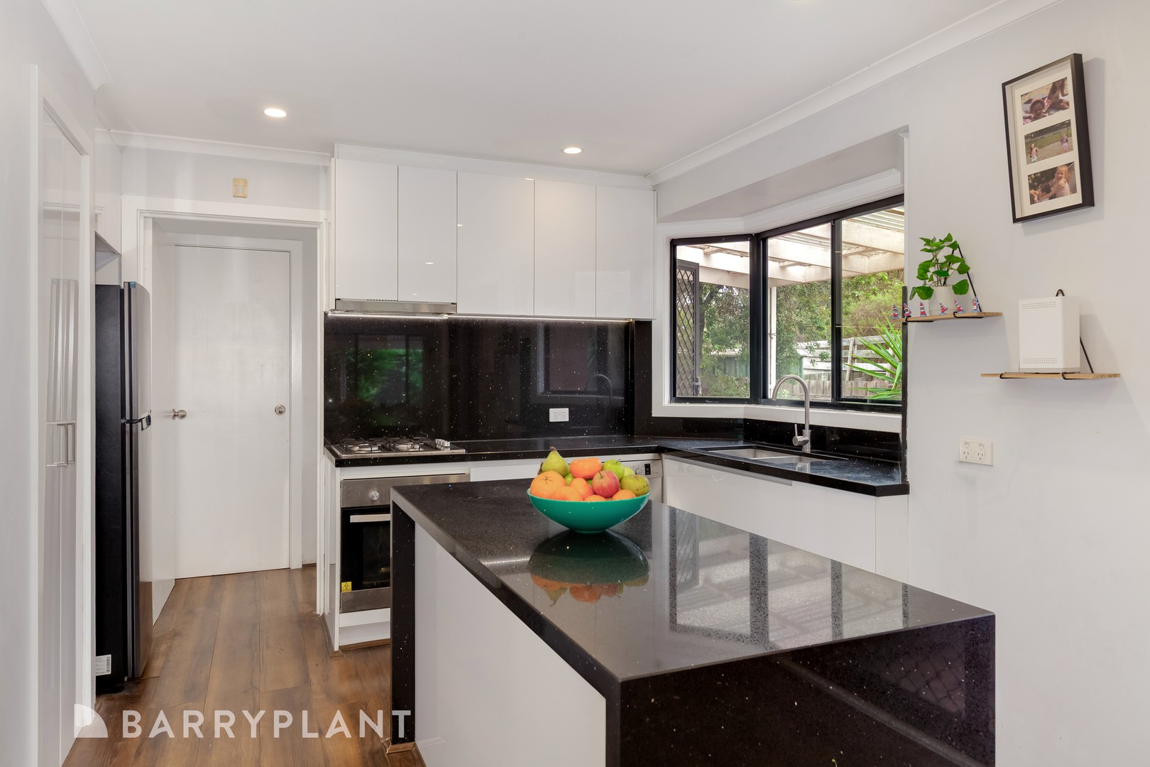 9 Harwood Place, Roxburgh Park, VIC 3064, Roxburgh Park - Thumbnail 5