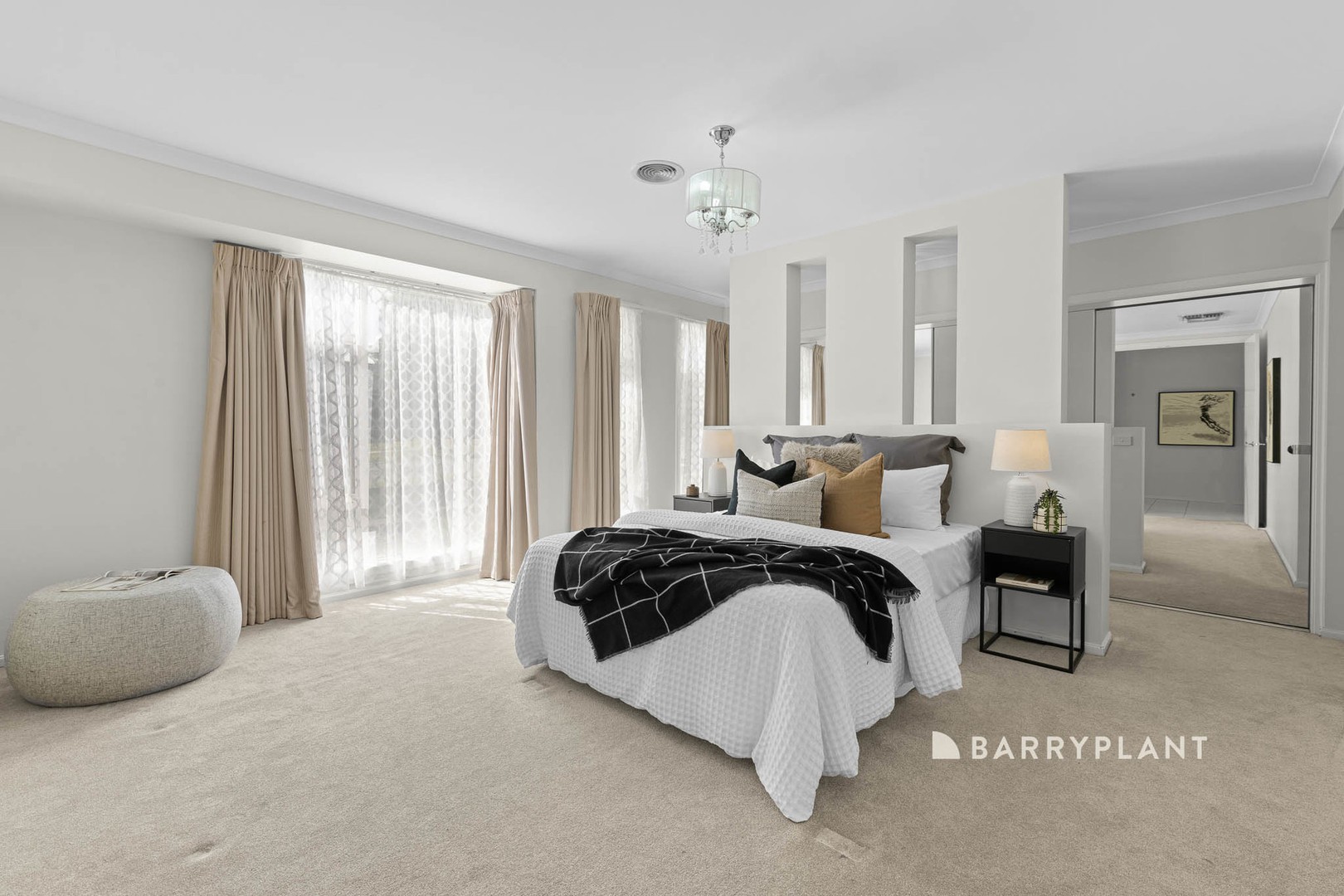 9 Haverbrack Drive, Berwick, VIC 3806, Berwick - Thumbnail 2