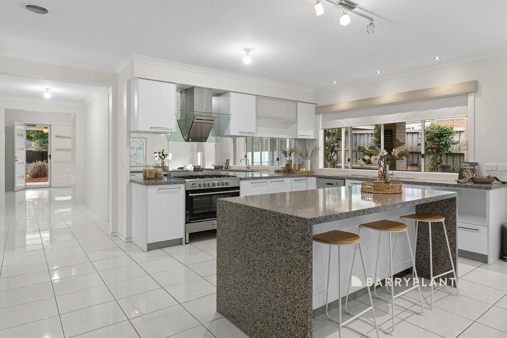 9 Haverbrack Drive, Berwick, VIC 3806, Berwick - Thumbnail 7