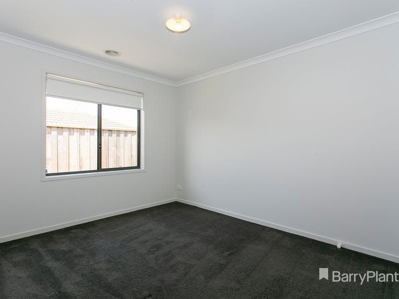 9 Heathland Av, Warragul, VIC 3820, Warragul - Thumbnail 6
