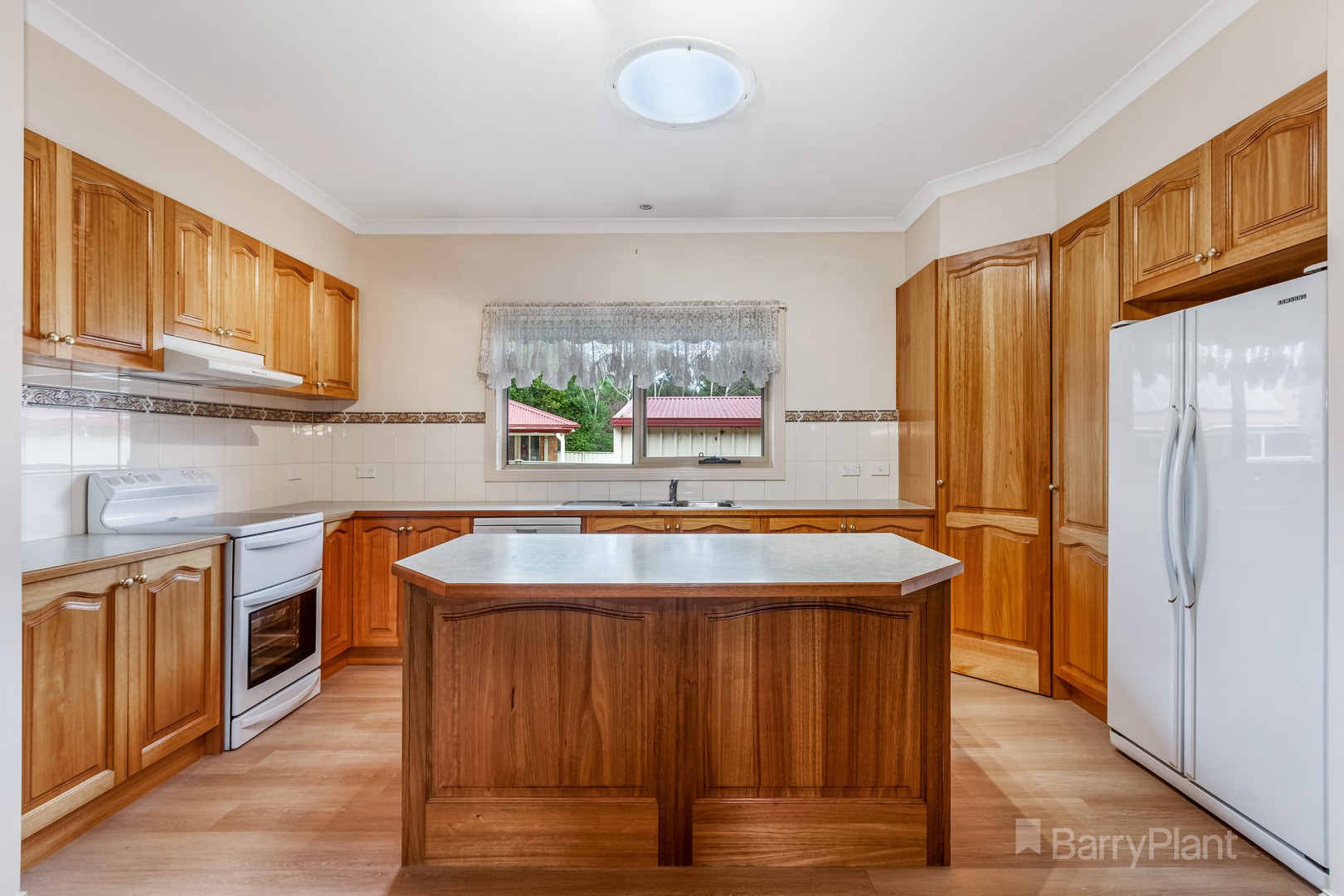 9 Hibiscus Ct, Kilmore, VIC 3764, Kilmore - Thumbnail 3
