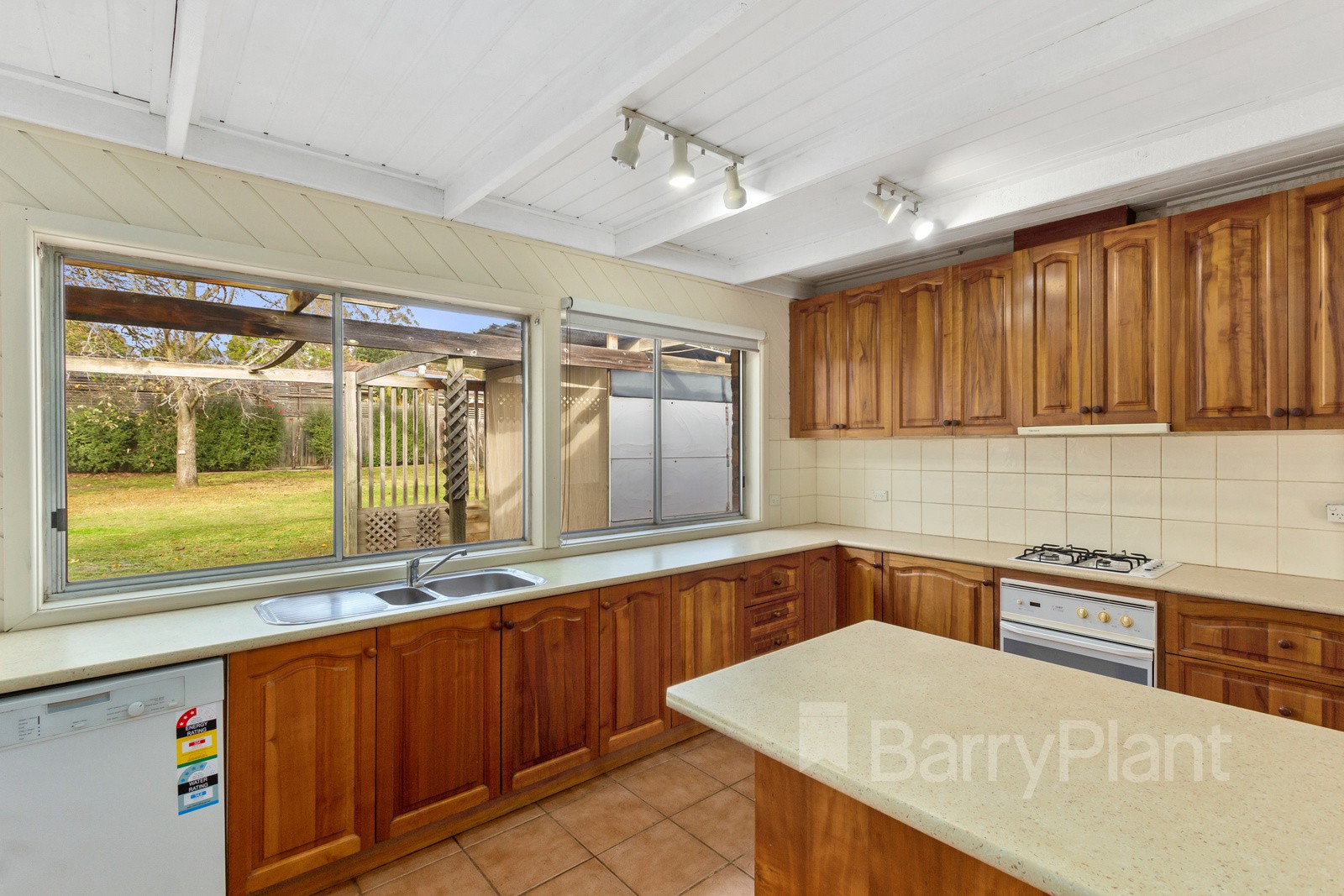 9 Hibiscus Street, Wantirna, VIC 3152, Wantirna - Thumbnail 3
