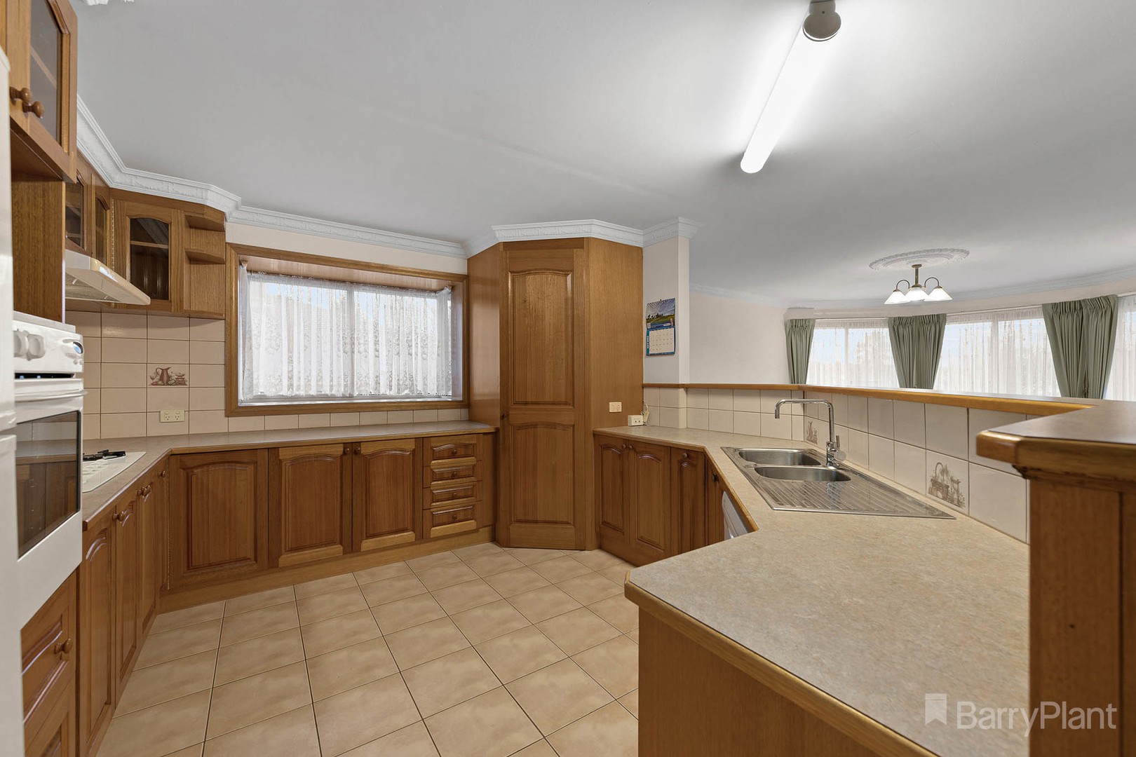 9 Holder Place, Berwick, VIC 3806, Berwick - Thumbnail 4