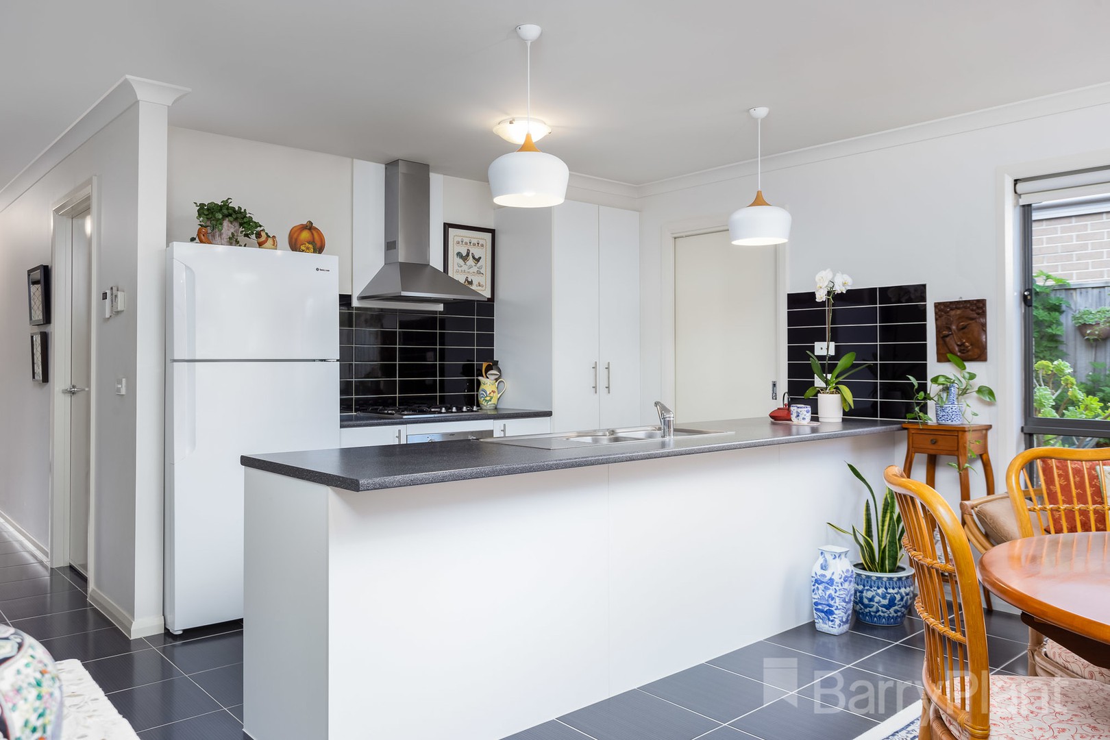 9 Hollywood Avenue, Point Cook, VIC 3030 - Thumbnail 2 - 16/05/2022