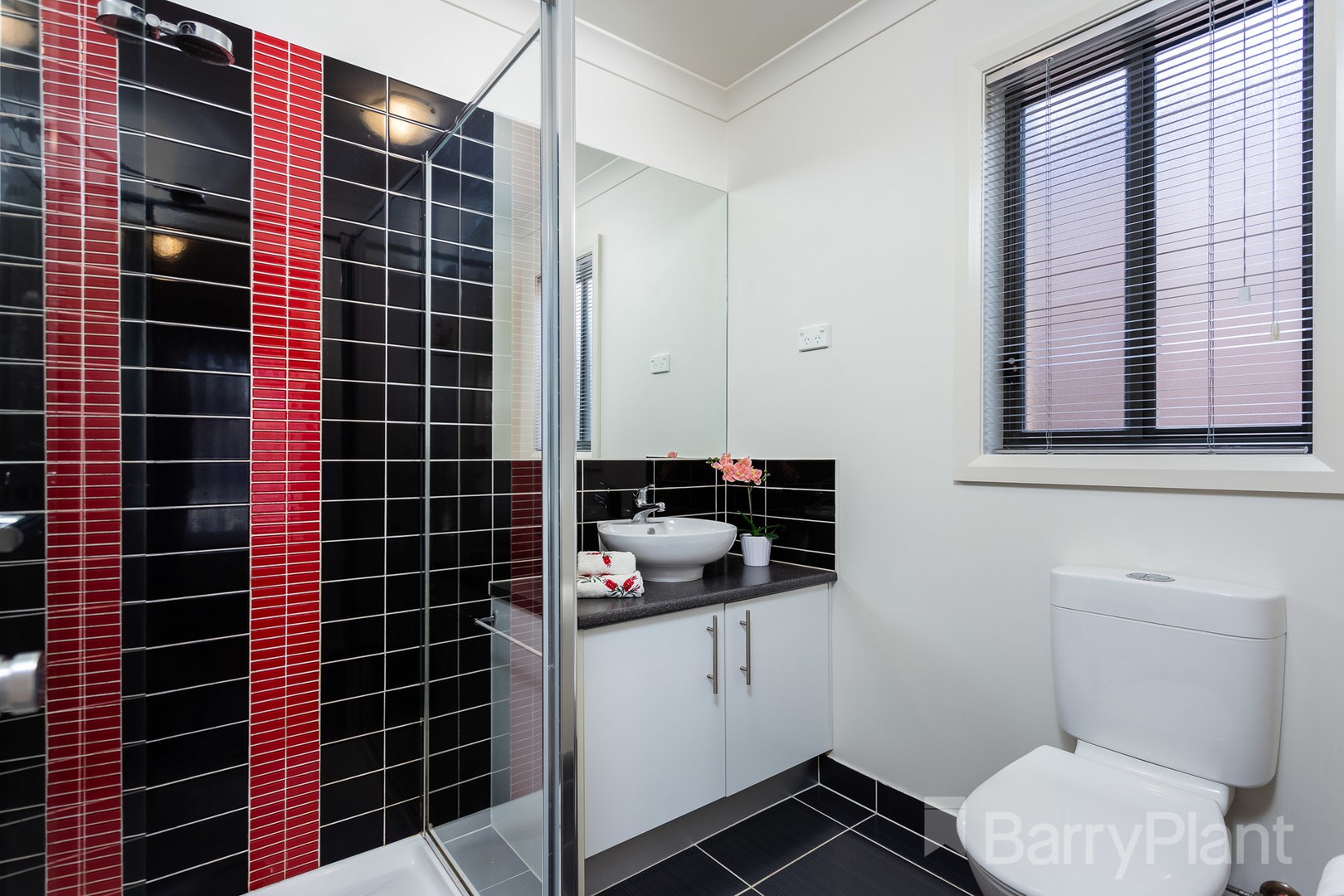 9 Hollywood Avenue, Point Cook, VIC 3030, Point Cook - Thumbnail 8
