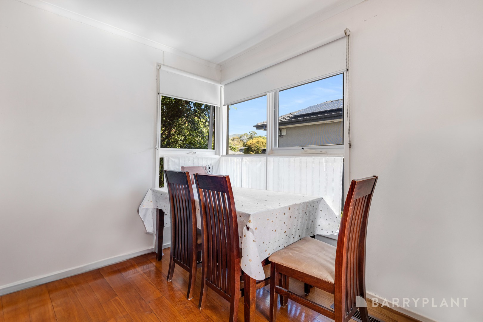 9 Holmes Road, Mooroolbark, VIC 3138, Mooroolbark - Thumbnail 5
