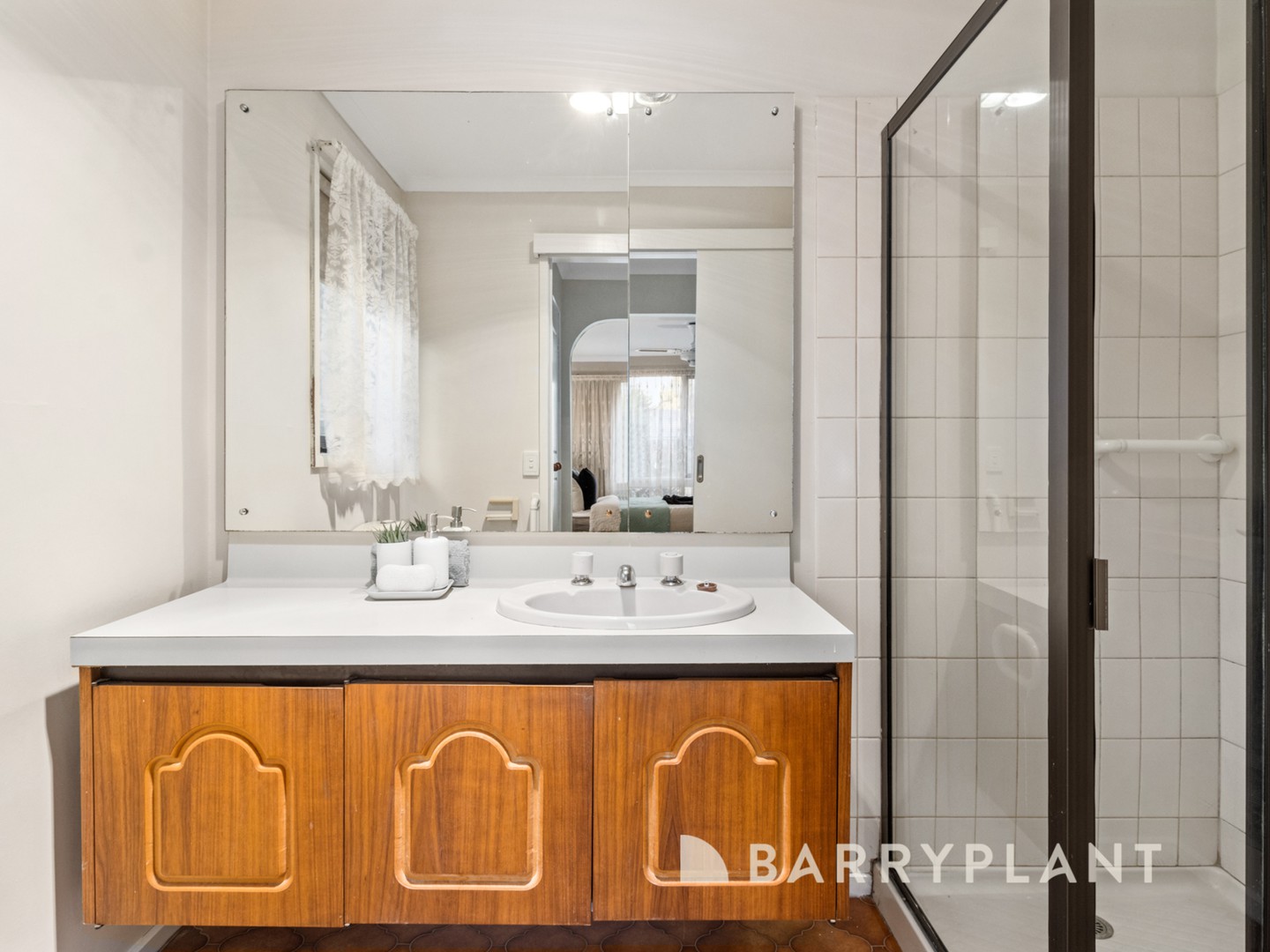 9 Huntingdon Drive, Wantirna South, VIC 3152, Wantirna South - Thumbnail 3