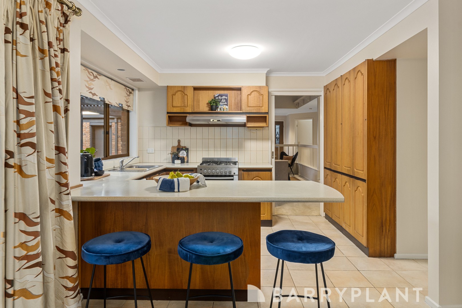 9 Huntingdon Drive, Wantirna South, VIC 3152, Wantirna South - Thumbnail 4