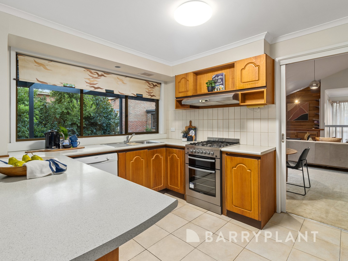 9 Huntingdon Drive, Wantirna South, VIC 3152, Wantirna South - Thumbnail 8