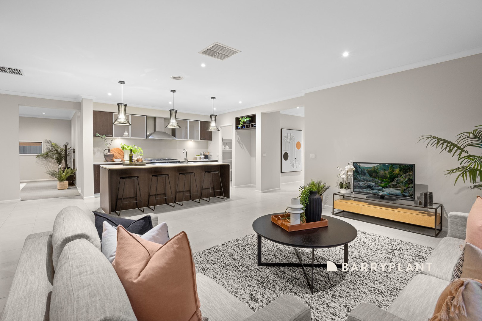 9 Illawara Way, Pakenham, VIC 3810, Pakenham - Thumbnail 3