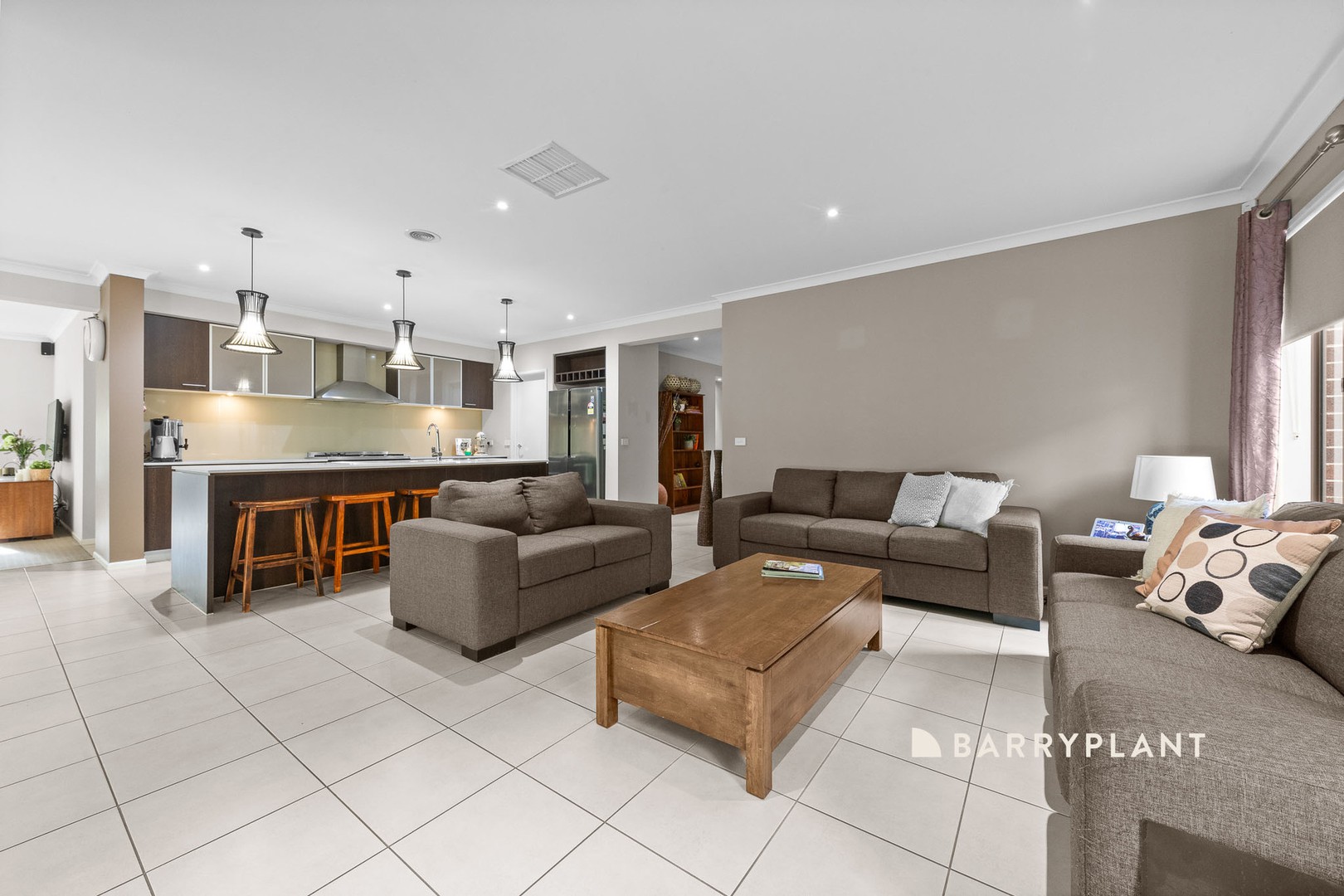 9 Illawarra Way, Pakenham, VIC 3810, Pakenham - Thumbnail 4