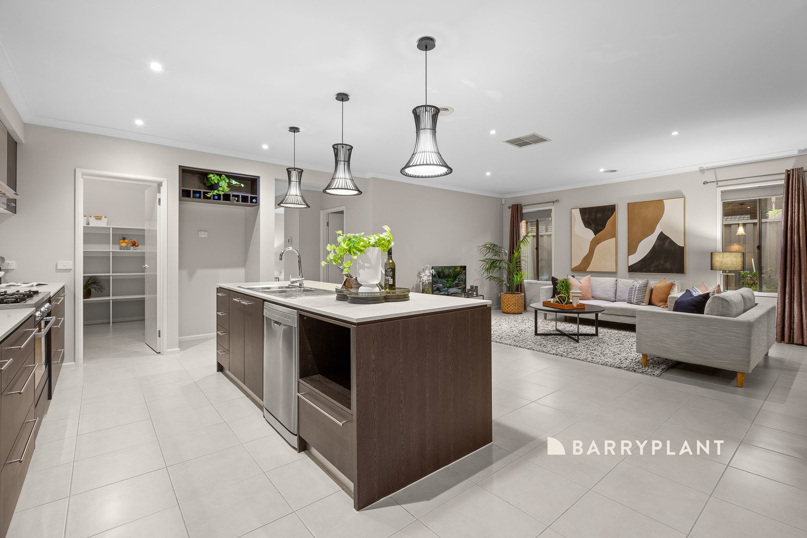 9 Illawarra Way, Pakenham, VIC 3810, Pakenham - Thumbnail 5