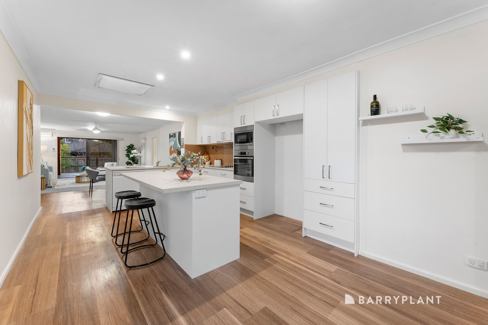 9 Ireland Avenue, Wantirna South, VIC 3152, Wantirna South - Thumbnail 4