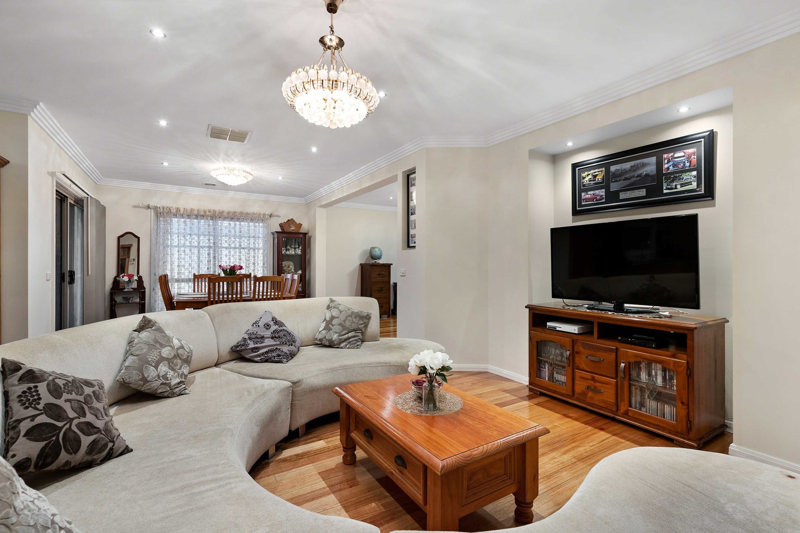 9 Jacaranda Drive, Taylors Hill, VIC 3037, Taylors Hill - Thumbnail 6