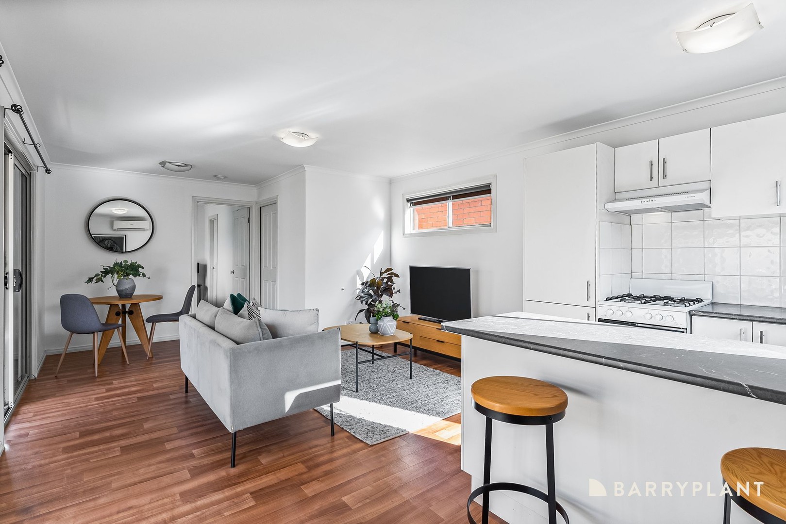 9 Joan Street, Sunshine West, VIC 3020, Sunshine West - Thumbnail 3