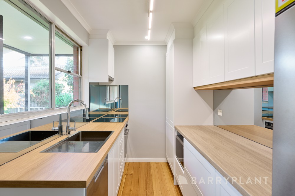 9 Justin Drive, Noble Park North, VIC 3174, Noble Park North - Thumbnail 3