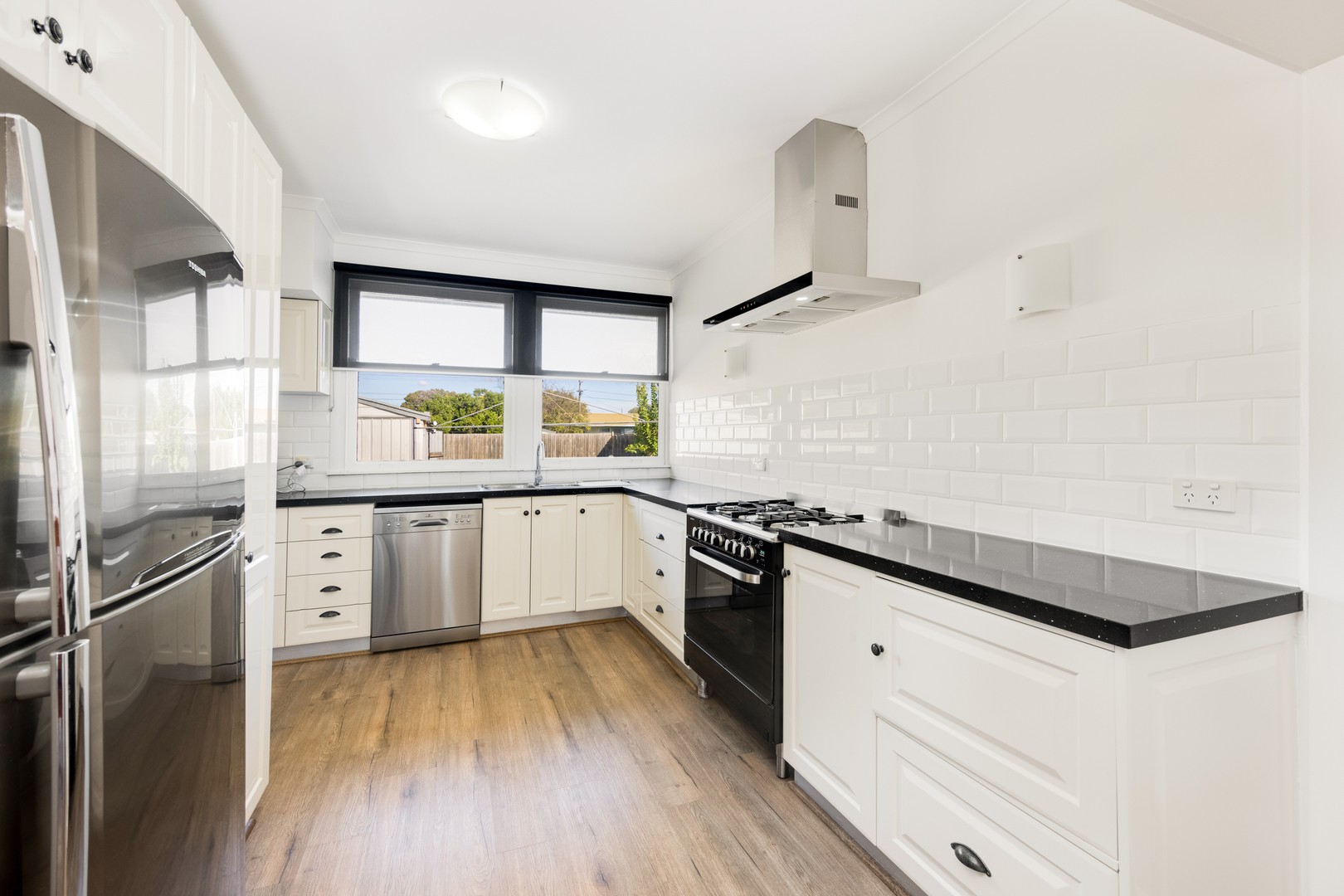 9 Kalinga  Avenue, Norlane, VIC 3214, Norlane - Thumbnail 2
