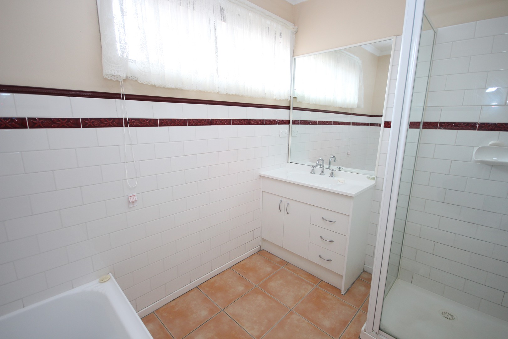 9 Kanooka Drive, Corio, VIC 3214, Corio - Thumbnail 8