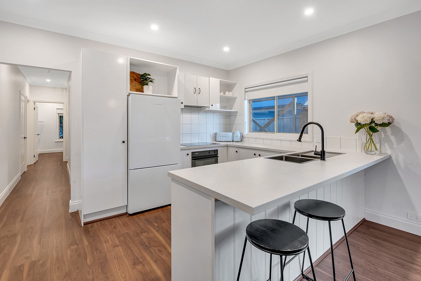 9 Kapalua Place, Craigieburn, VIC 3064, Craigieburn - Thumbnail 2