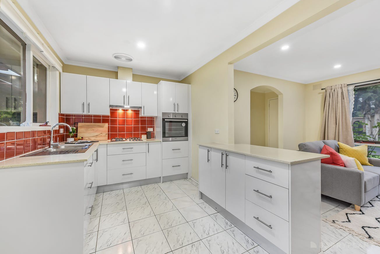 9 Kernot Crescent, Noble Park North, VIC 3174, Noble Park North - Thumbnail 3