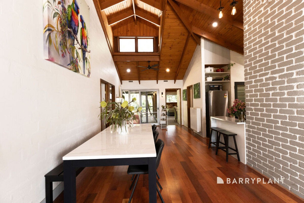 9 Kitchener Parade, Cockatoo, VIC 3781, Cockatoo - Thumbnail 5