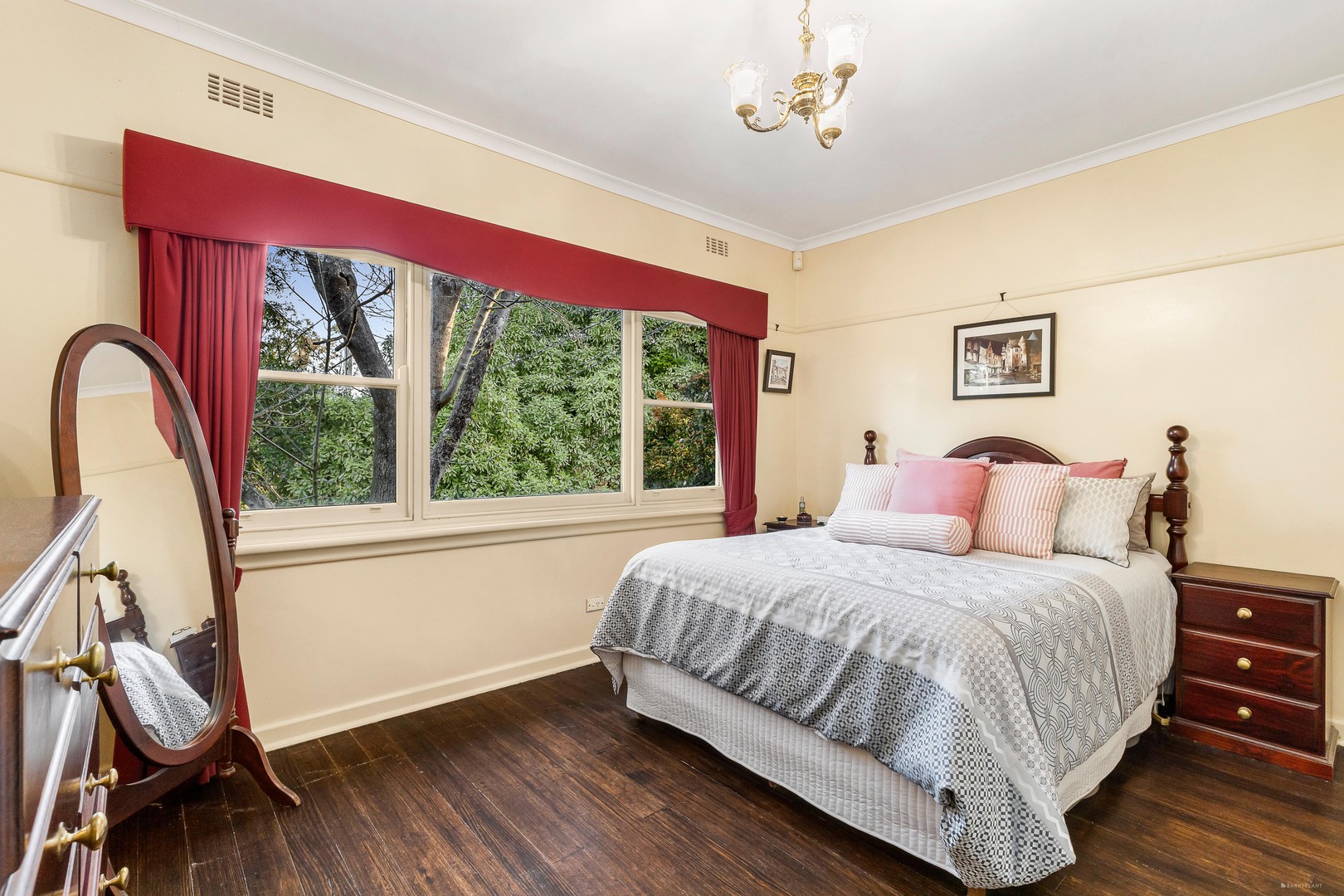 9 Kneale Drive, Box Hill North, VIC 3129, Box Hill North - Thumbnail 8