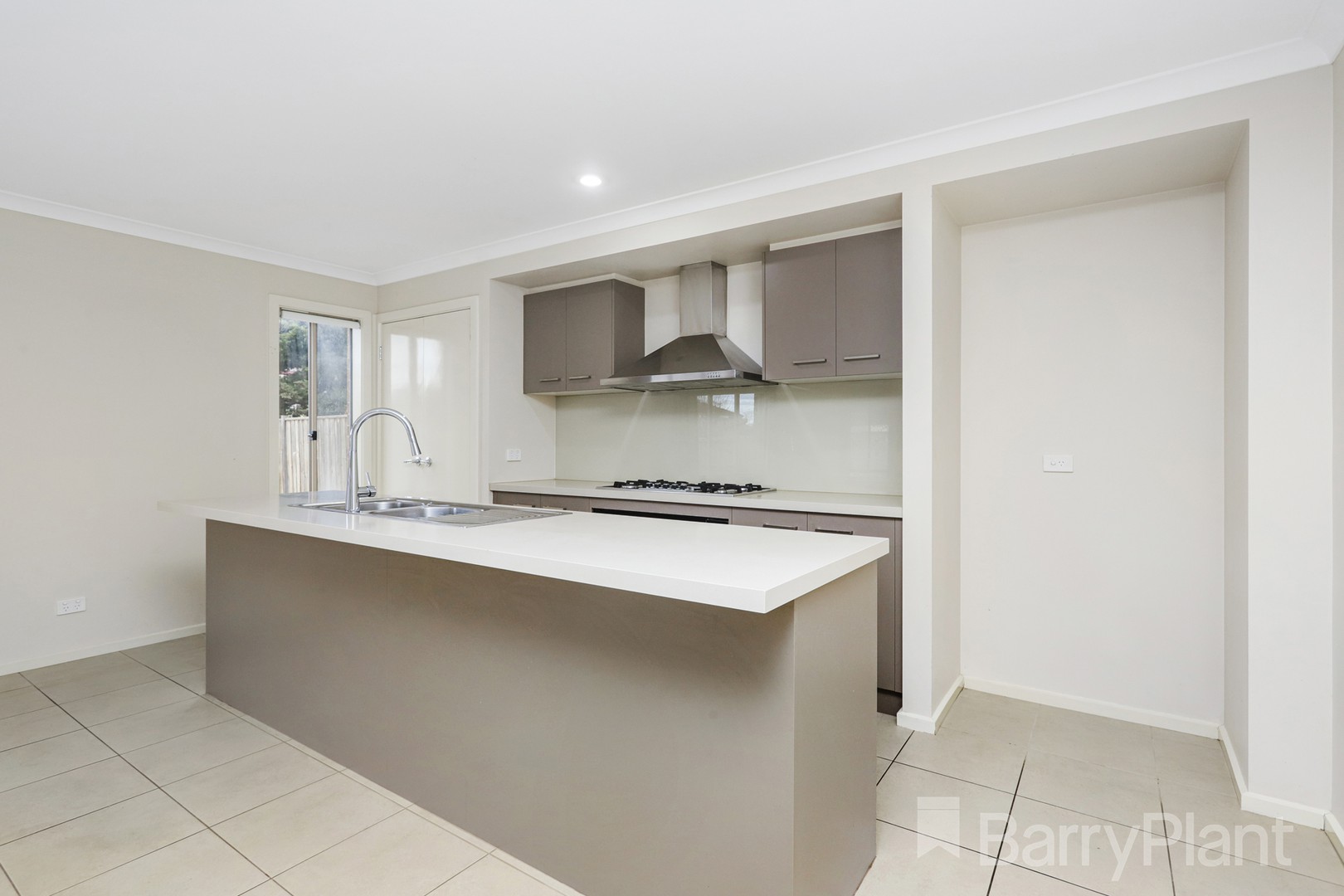 9 Kosa  Avenue, Sunshine West, VIC 3020, Sunshine West - Thumbnail 4