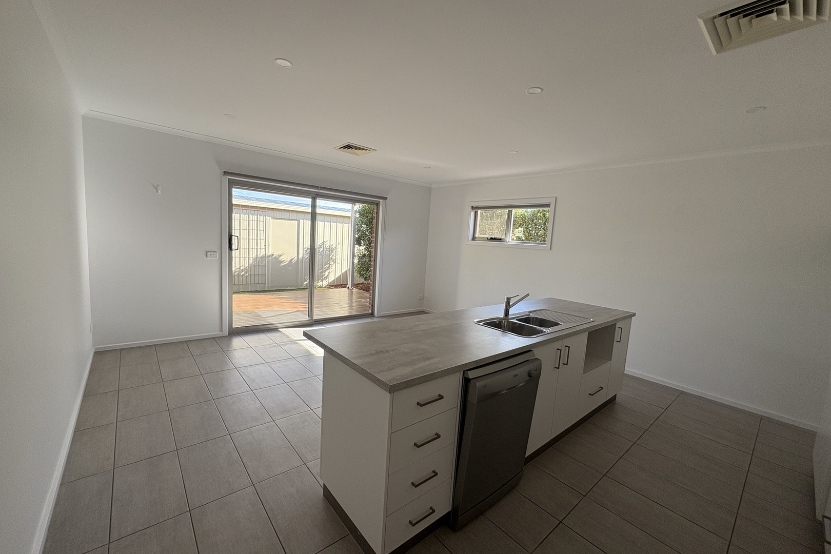 9 Kossman Court, Irymple, VIC 3498 - Thumbnail 2 - 01/08/2025
