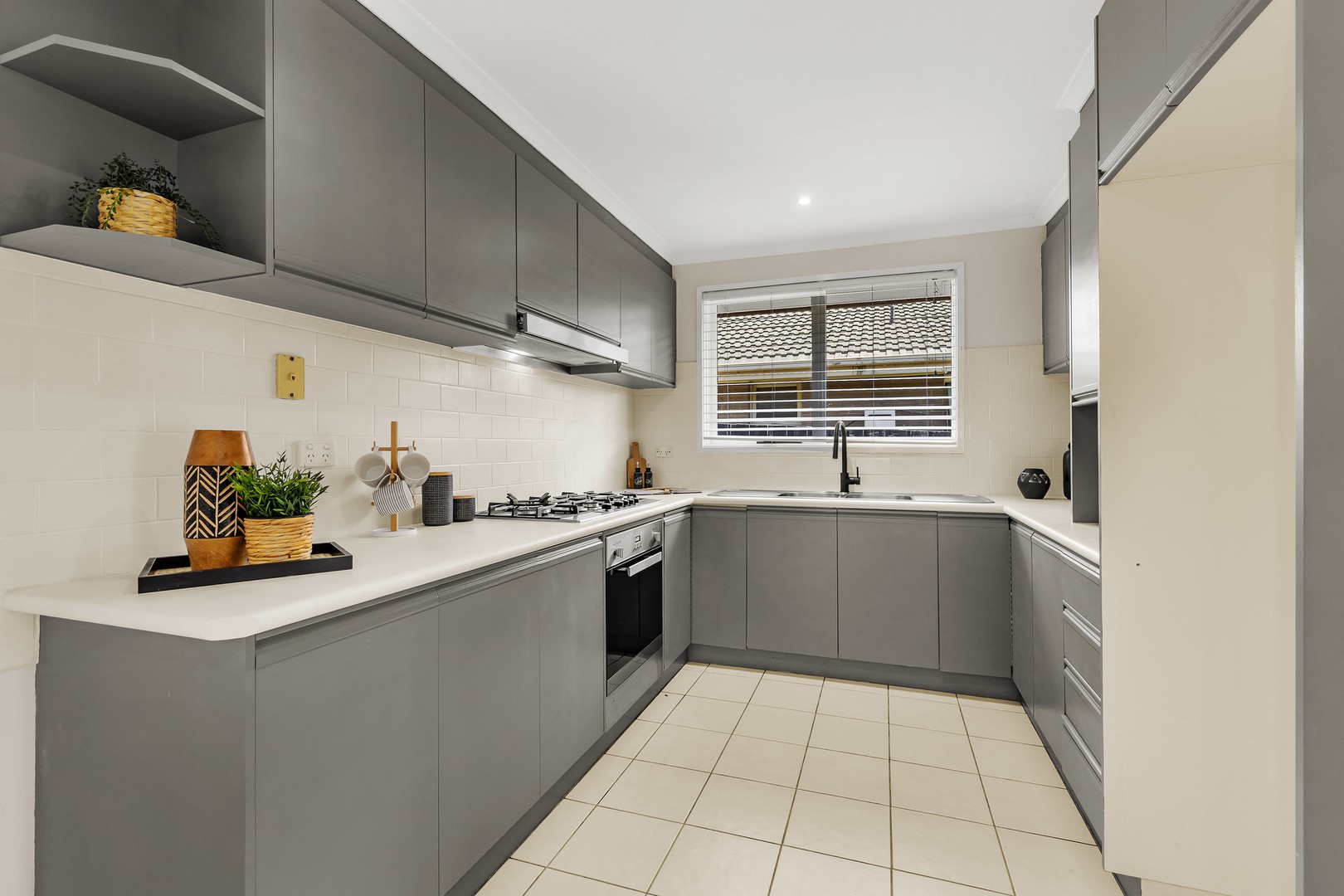9 Landy Close, Mill Park, VIC 3082, Mill Park - Thumbnail 3
