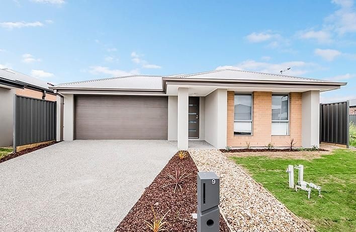 9 Langside Grove, Cranbourne East, VIC 3977, Cranbourne East - Thumbnail 2