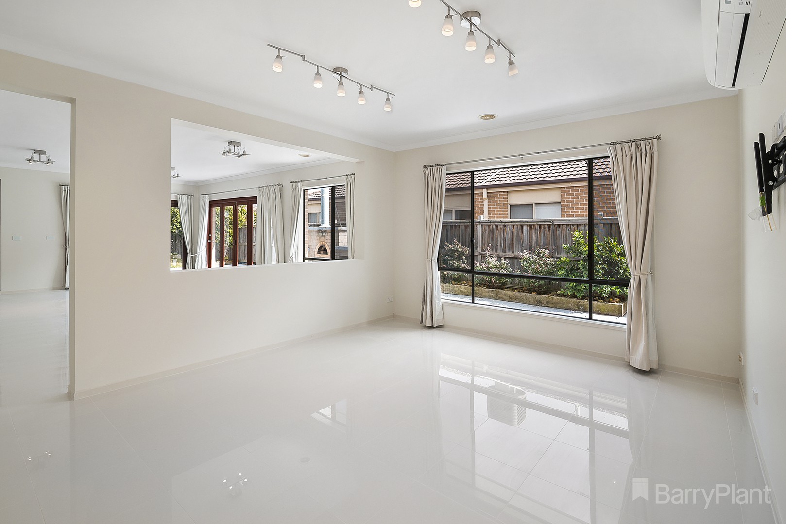 9 Lauriston Place, Wallan, VIC 3756, Wallan - Thumbnail 4