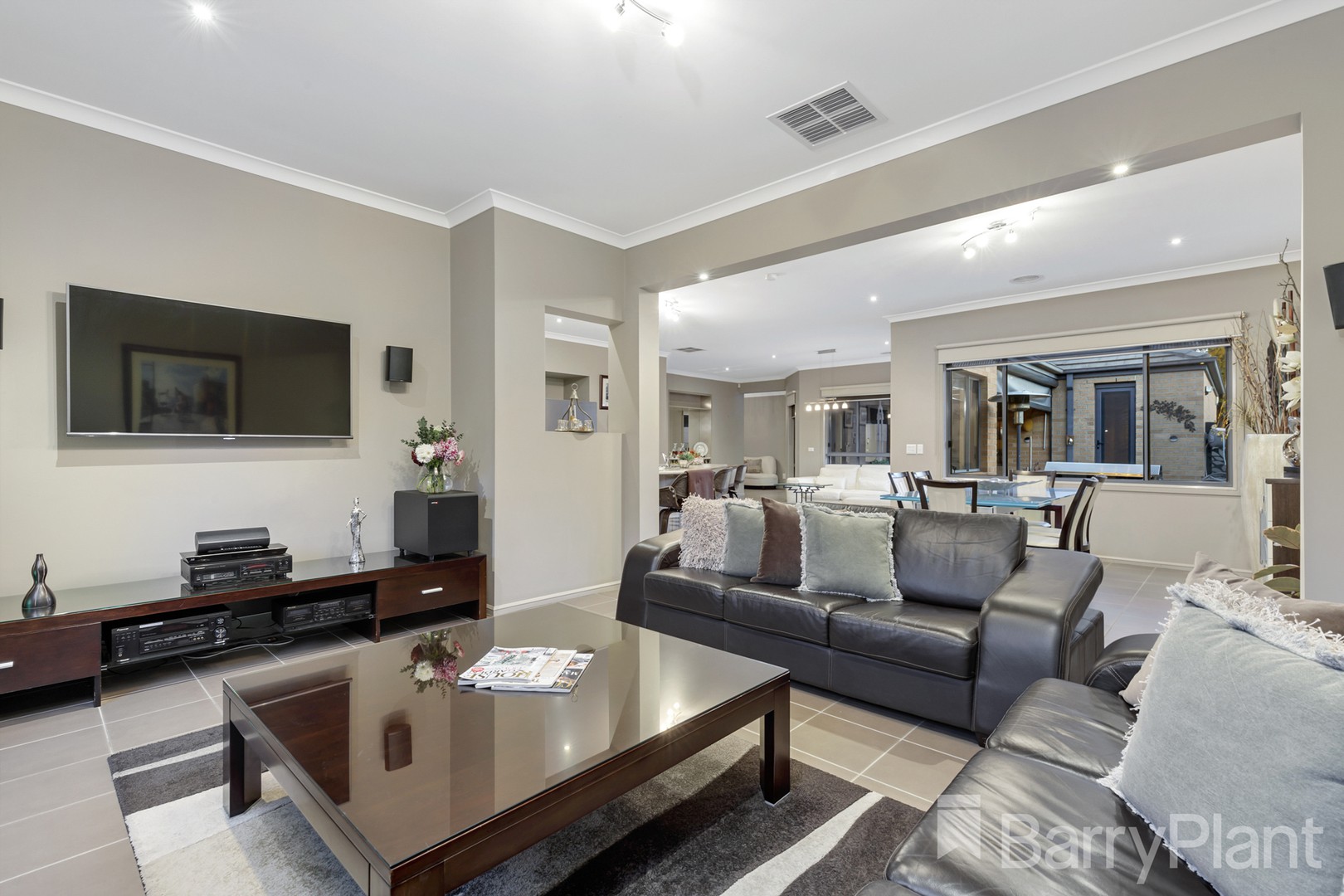 9 Le Page Run, South Morang, VIC 3752, South Morang - Thumbnail 3