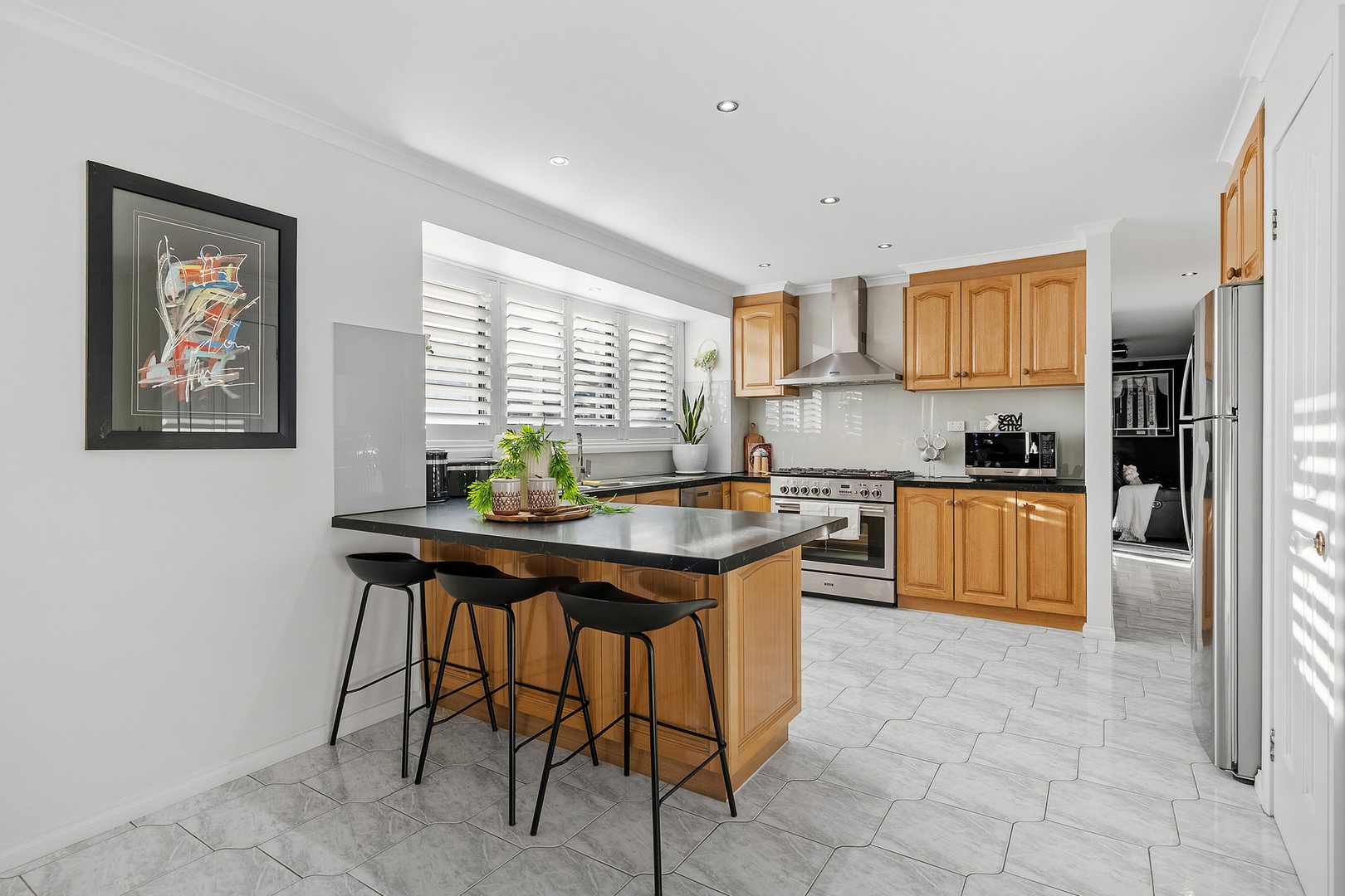 9 Lentini Place, Taylors Lakes, VIC 3038, Taylors Lakes - Thumbnail 4