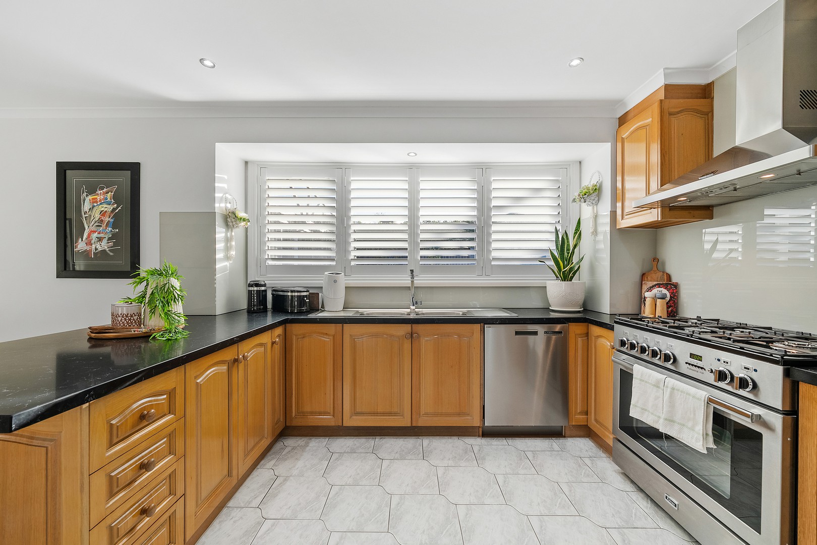 9 Lentini Place, Taylors Lakes, VIC 3038, Taylors Lakes - Thumbnail 6
