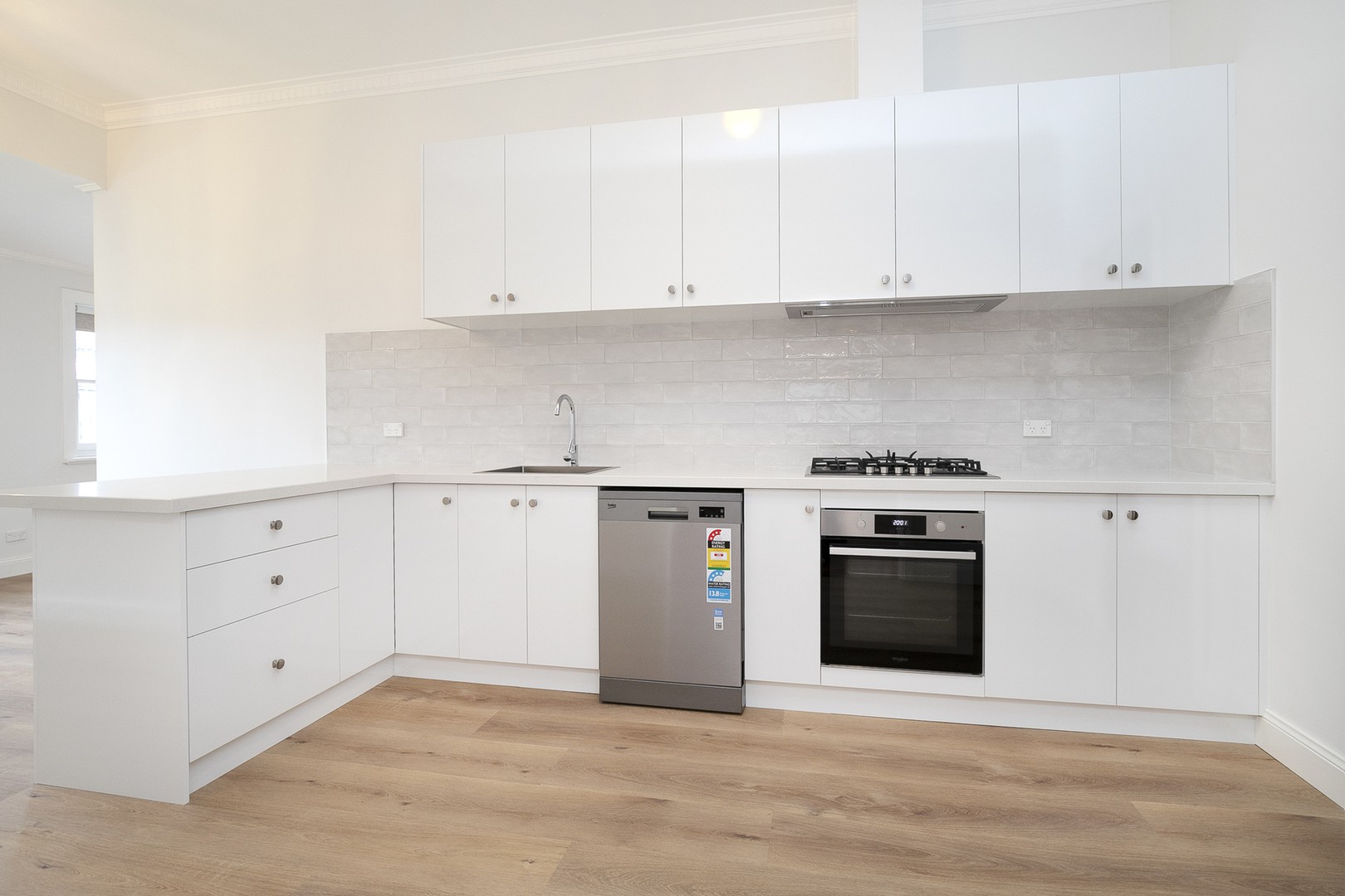 9 Leonard Street, Sunshine, VIC 3020, Sunshine - Thumbnail 2