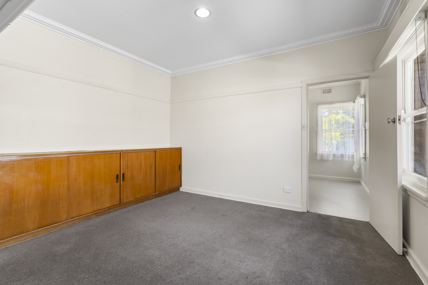 9 Leopold Street, Burwood, VIC 3125, Burwood - Thumbnail 4