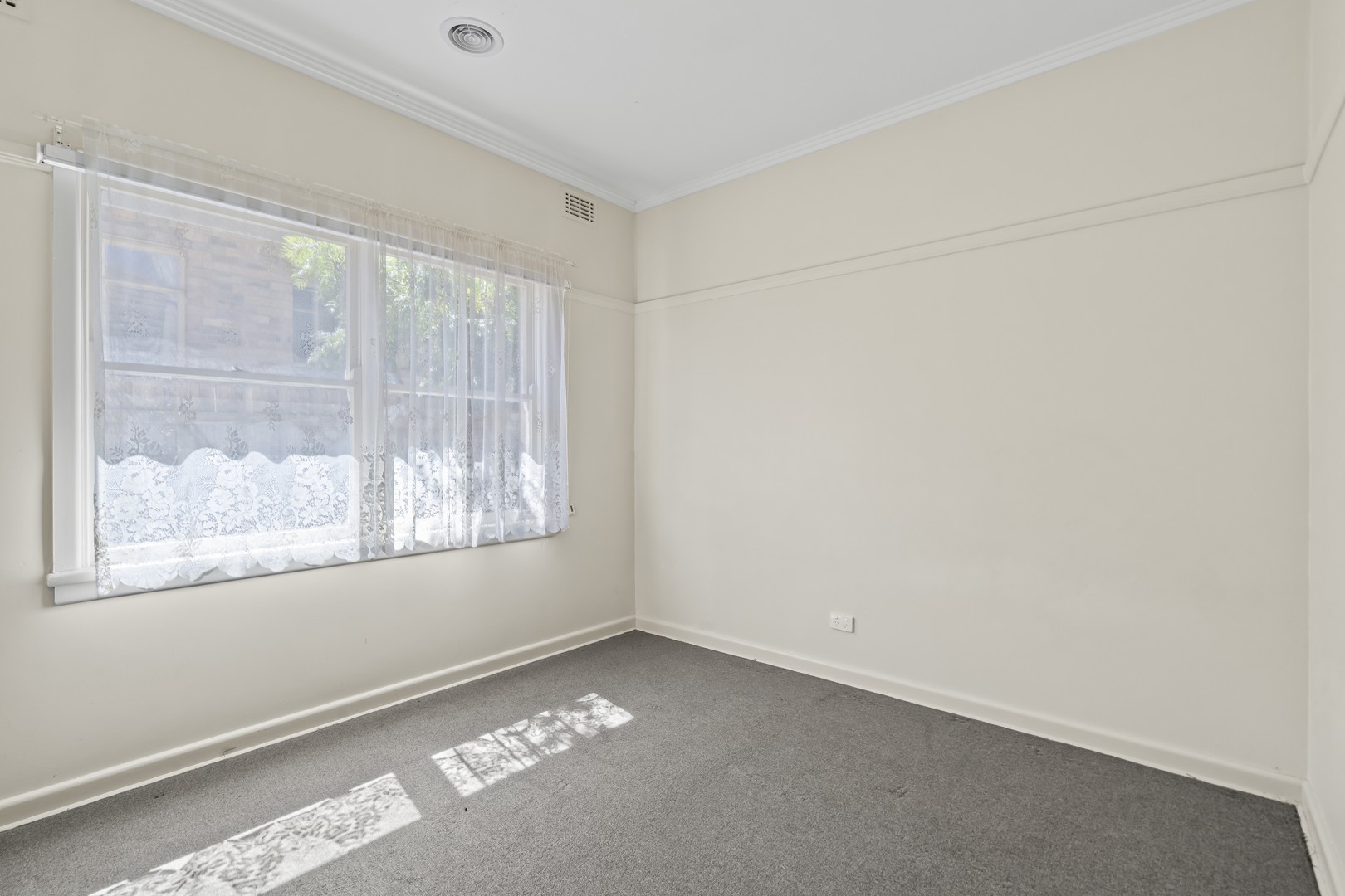 9 Leopold Street, Burwood, VIC 3125, Burwood - Thumbnail 8