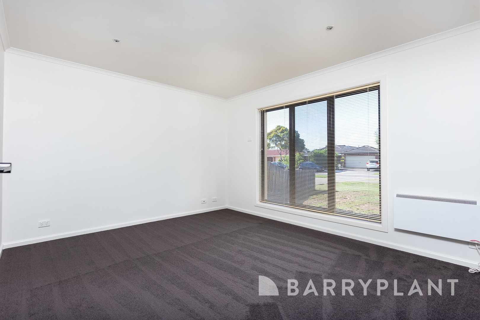 9 Lewiston Drive, Point Cook, VIC 3030, Point Cook - Thumbnail 2